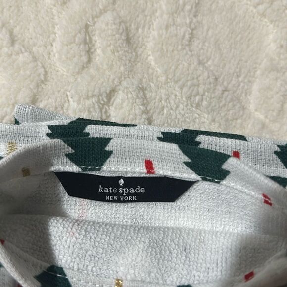 kate spade 2 Cotton White Green Red Gold Metallic Christmas Tree Kitchen Towels - Picture 4 of 8